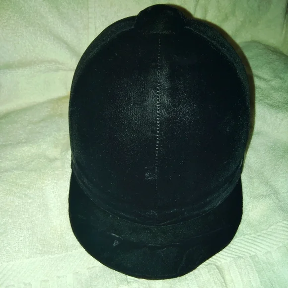 Wembley Elegant Black Velvet Equestrian Helmet Size 6 3/4